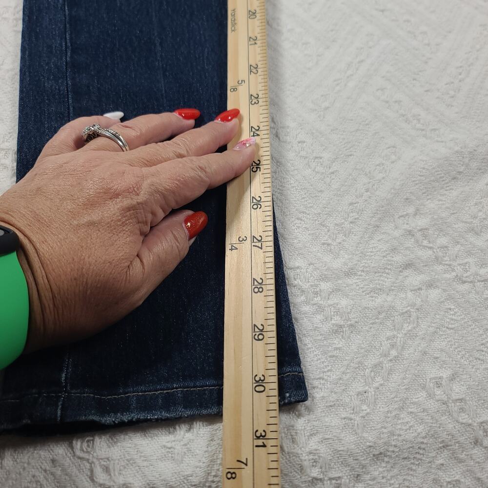 Levi's 524 women's blue denim washed skinny jeans Size 7 casual - Picture 5 of 10